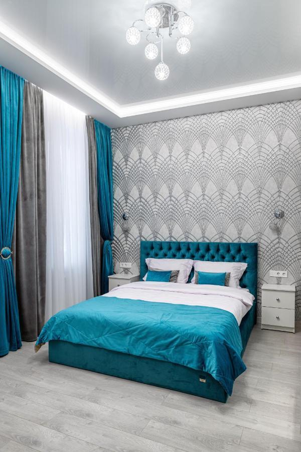 Rynok Square City Center Two Bedroom Apartment! Lviv Ngoại thất bức ảnh