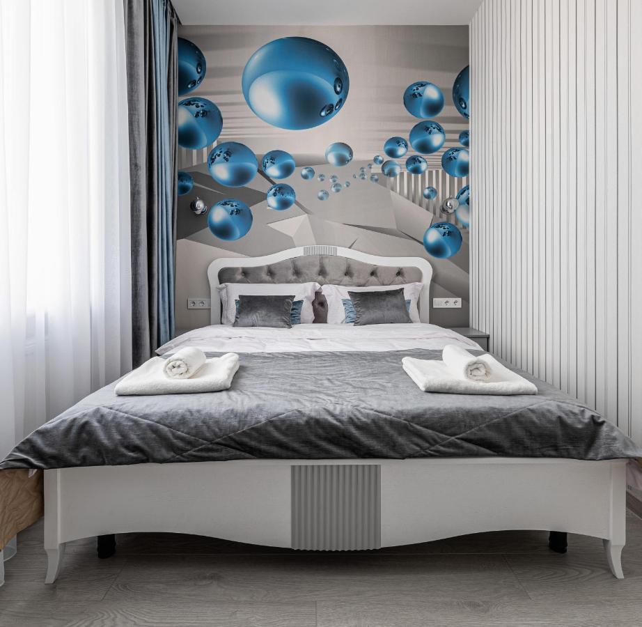 Rynok Square City Center Two Bedroom Apartment! Lviv Ngoại thất bức ảnh