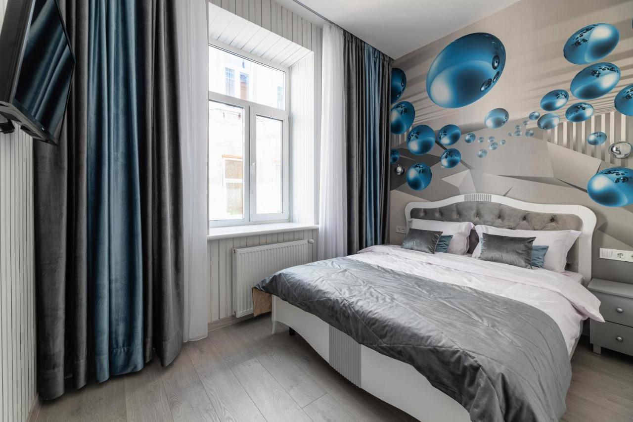 Rynok Square City Center Two Bedroom Apartment! Lviv Ngoại thất bức ảnh